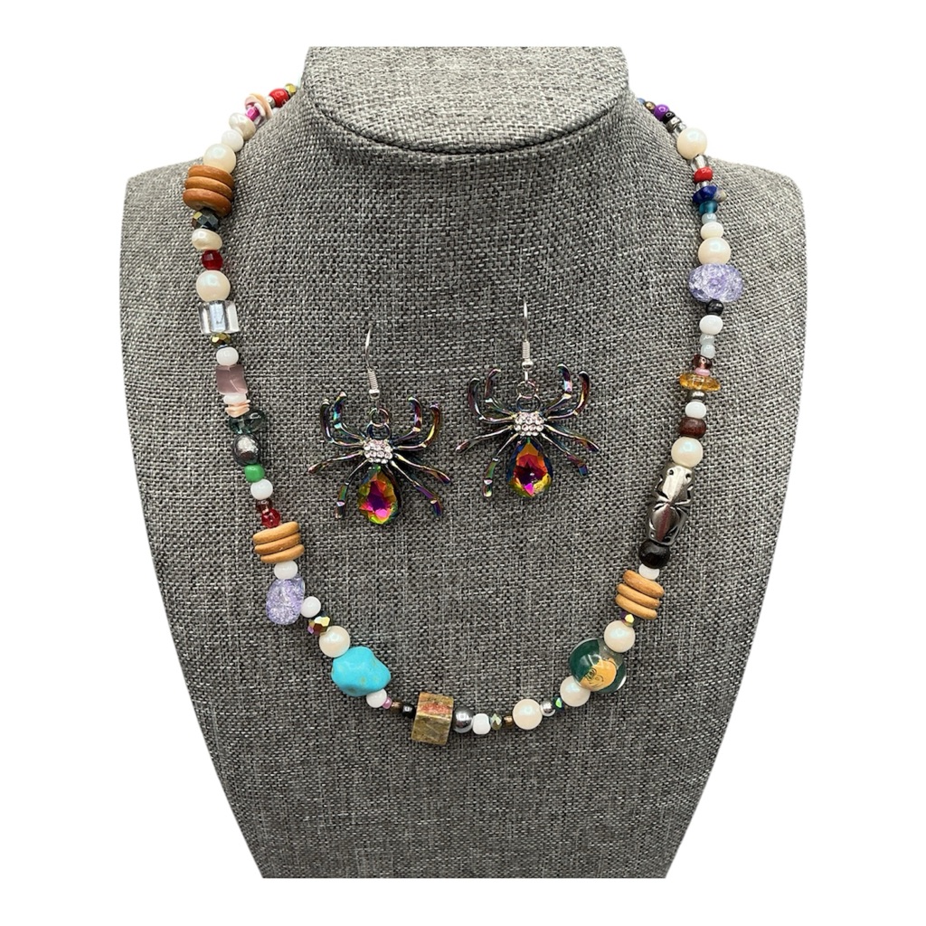 Artisan Earrings Set Spiders 26$